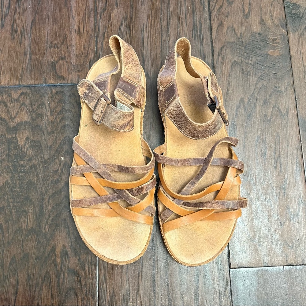 Chaco Tan and Brown Strappy Sandals